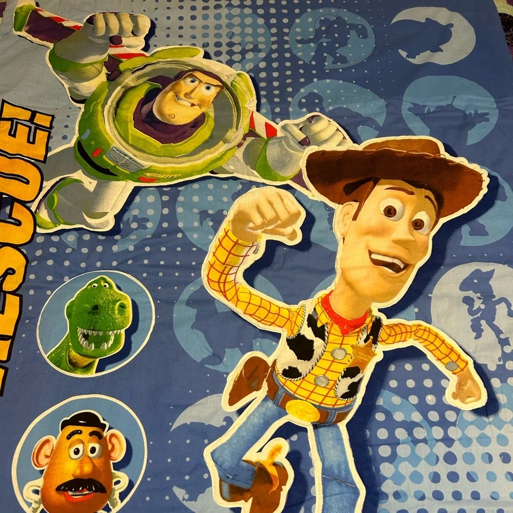 Toy Story Twin Comforter Blanket featuring Woody and‎ Buzz Lightyear